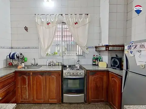 Venta casa 4 amb más depto jardín chingolo Lanús