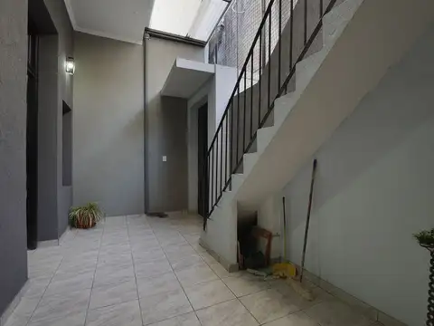 Depto Tipo Casa en Venta de 2 ambientes