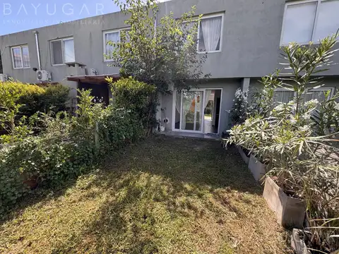 Alquiler - Duplex en Manzanares Chico - 3 Ambientes con Jardín