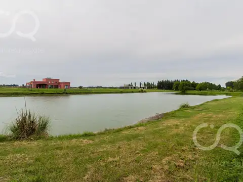 Casa en Venta en Countries y Barrios Cerrados en Campana, USD 385.000