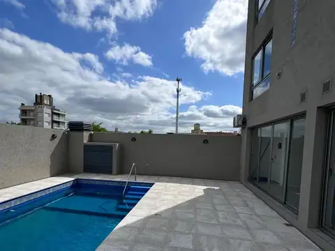 Departamento en Alquiler con 1 cocheras