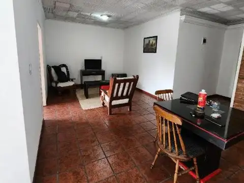 Avenida Mitre 5400, Piso 2°