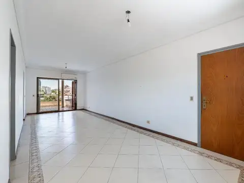 Departamento 4 ambientes con 2 baños