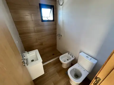 Departamento 4 ambientes con 2 baños