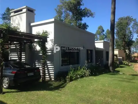 Camino de la Laguna y parada 34