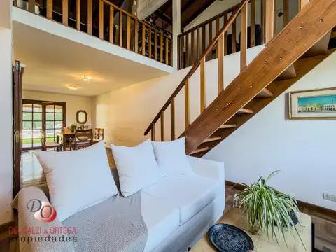 Casa 4 ambientes con 3 baños