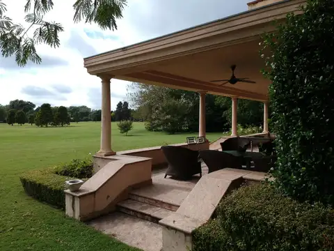Golf Club Argentino - sobre golf - 3 dorm.- Suite Principal en P.A. Teresa Urdapilleta Propiedades