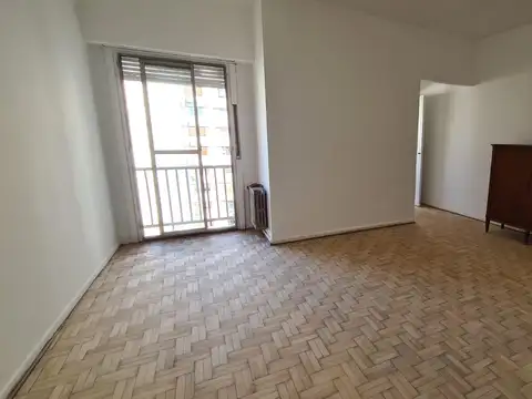 Av. Rivadavia al 5400 - Dto. 3 Amb. con Dep. APTO PROFESIONAL