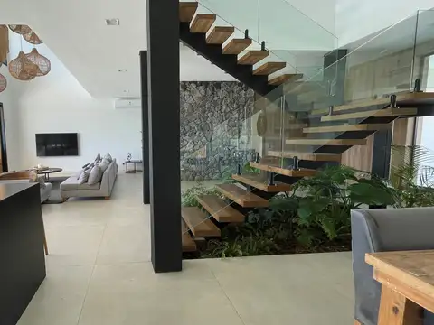 Casa en Venta en Puertos - Barrio Costas, USD 775.000