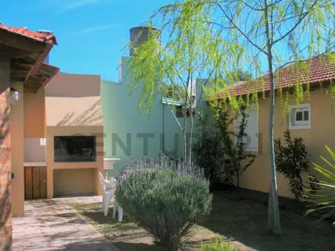 DOS CASAS EN VENTA EN RETA COMPLEJO TURISTICO A PASOS DEL MAR