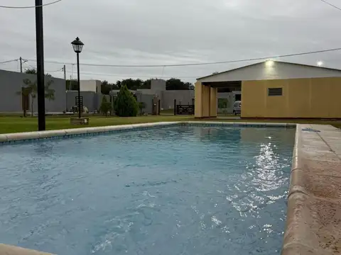 Venta Finca Barrio Tierras del Sur, sobre Indepen.
