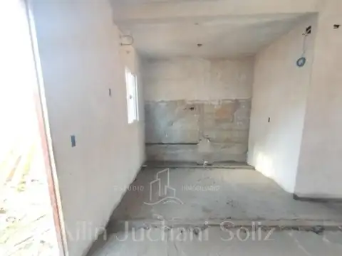 Casa 3 ambientes con 1 baño