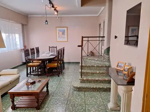 Casa en Venta de 5 dormitorios