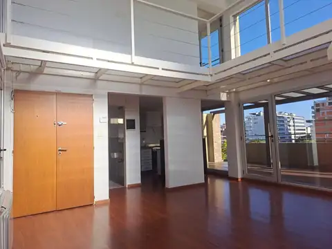 Oficina 2 ambientes con 2 baños