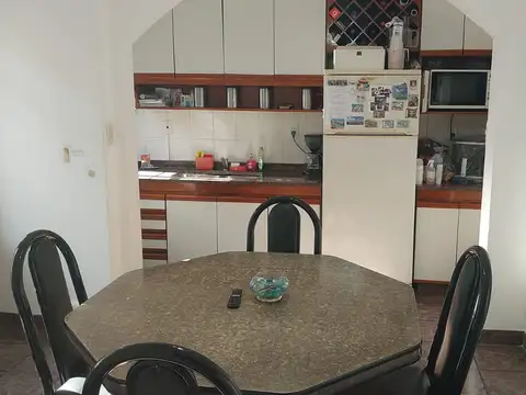 Casa en Venta con 6 cocheras
