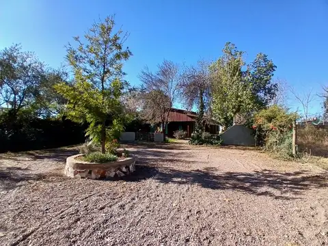Venta de casa. La Colonia. Junín