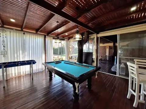 Casa en Venta con 1 cochera