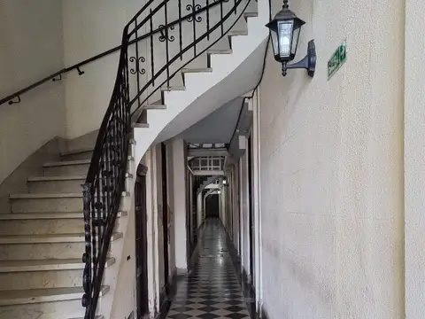 PH 2 Amb y Medio. Luminoso, 2do Piso X Escalera