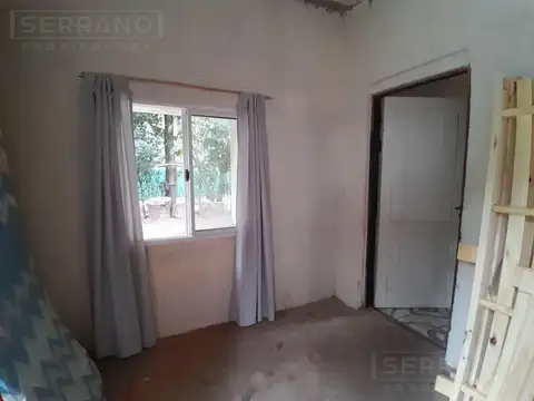Venta Casa a terminar con amplio terreno con invernaculo en Loma Verde