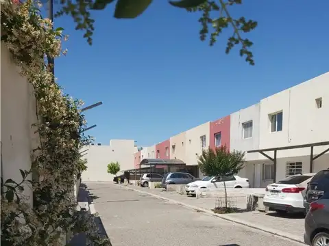 Depto Tipo Casa en Venta de 2 dormitorios