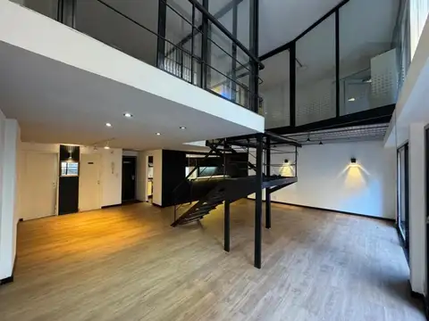 Venta de Semipiso en Dúplex de 3 Ambientes en Colegiales