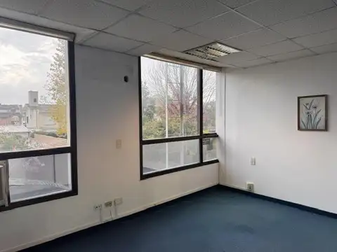 Oficina en Alquiler en Boulogne, $ 3.000.000