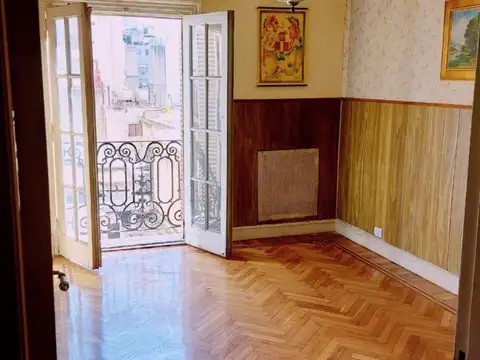 Departamento en venta - 3 Dormitorios 2 Baños - San Nicolás