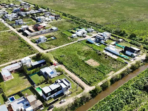 Terreno en Venta en Manuel B Gonnet, USD 30.000