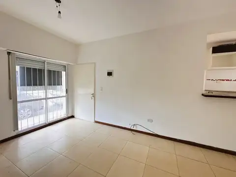 CASA TIPO PH 2 AMBIENTES PB CON PATIO *SIN EXPENSAS*