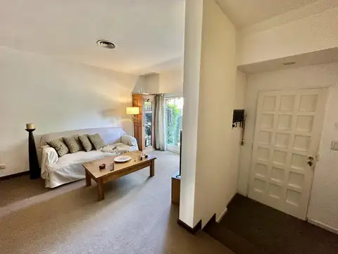 Depto Tipo Casa en Venta de 3 dormitorios