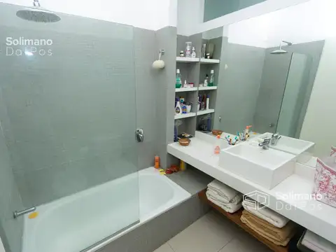 Alquiler Venta departamento en Olivos con piscina, seguridad y cochera | 160 m²