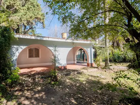 SE VENDE CASA QUINTA 2 DORM Y PILETA EN LAS PALTAS