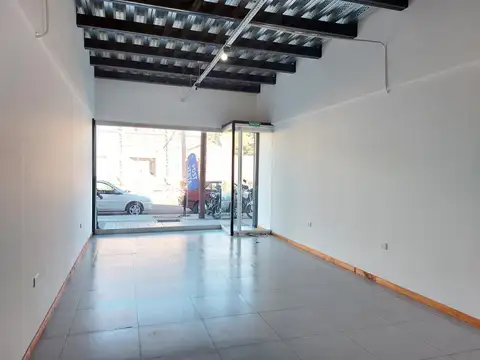 Local en Alquiler en Maipú, $ 900.000
