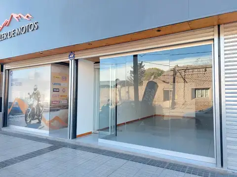 Local en Alquiler en Maipú, $ 900.000