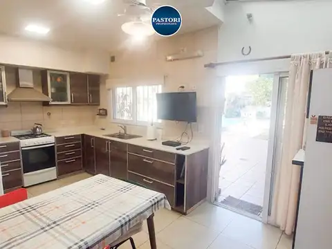 Depto Tipo Casa 3 ambientes con 2 baños