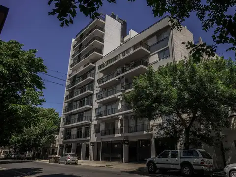 DEPARTAMENTO DE 1 DORMITORIO VENTA SOLARIUM Y PARRILLERO REP. DE LA SEXTA ROSARIO