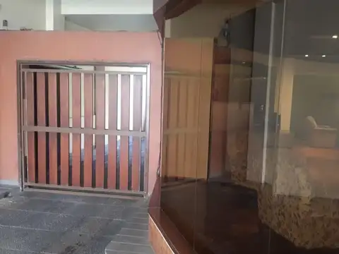 Diagonal Alberdi  2543 , Piso 1