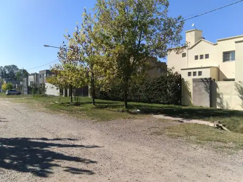 LOTE VENTA CHACRAS DE CORIA LUJAN CALLEJÓN PRIVADO