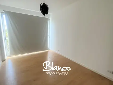 Departamento en Venta con 2 cocheras