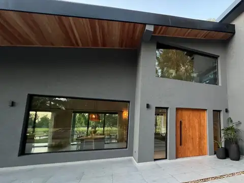 Casa en Venta en Countries y Barrios Cerrados en General Rodriguez, USD 625.000
