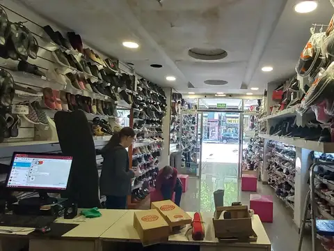 ALQUILER LOCAL  AV. RIVADAVIA Y AV. MEDRANO ALMAGRO