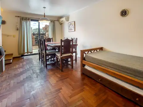 Obispo Trejo 700