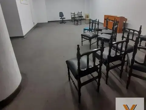 Oficina en Venta al Este