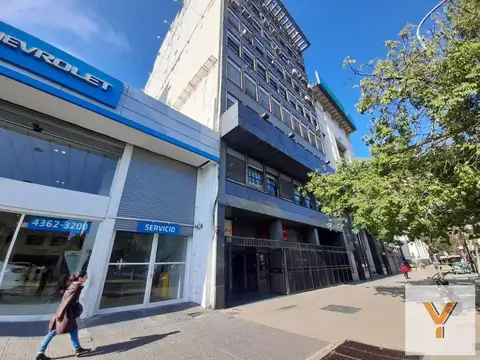 Edificio Comercial en venta - Oficinas - Locales - Depósito - 970Mts2 - Constitución