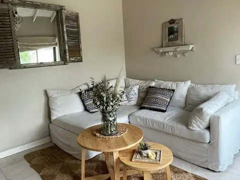 Casa 4 ambientes con 4 baños