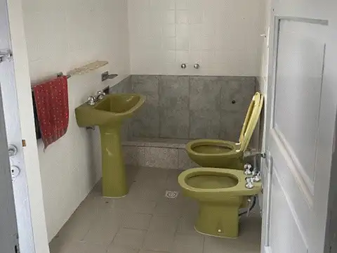 Depto Tipo Casa 2 ambientes con 1 baño
