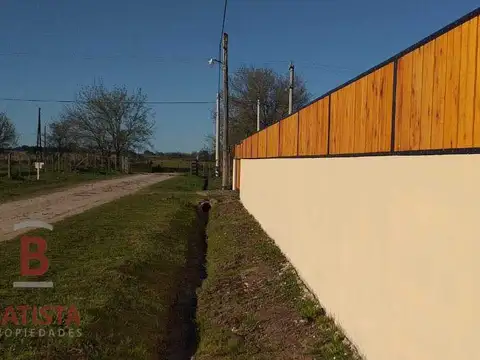 Casa 2 ambientes con 1 baño