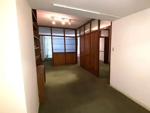 Oficina en Alquiler en Retiro, $ 200.000