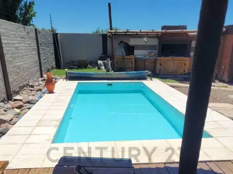 Casa en Venta con 1 cochera