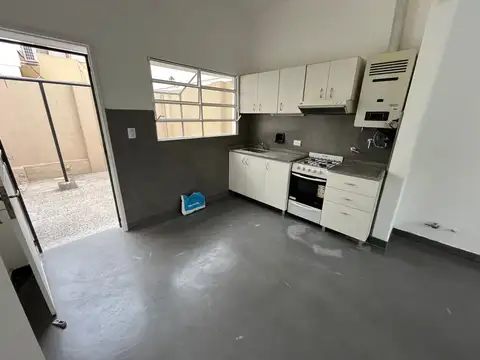 Depto Tipo Casa en Alquiler en Villa Lugano, $ 1.200.000